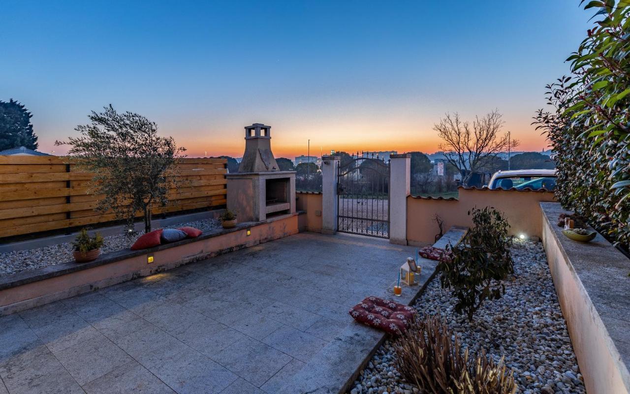 Sweet House With Free Parking Vila Pula Exterior foto